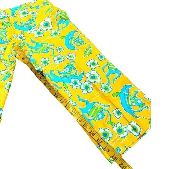 Lilly Pulitzer yellow and blue monkey in a boat Capri pants size for - Picture 3 of 7